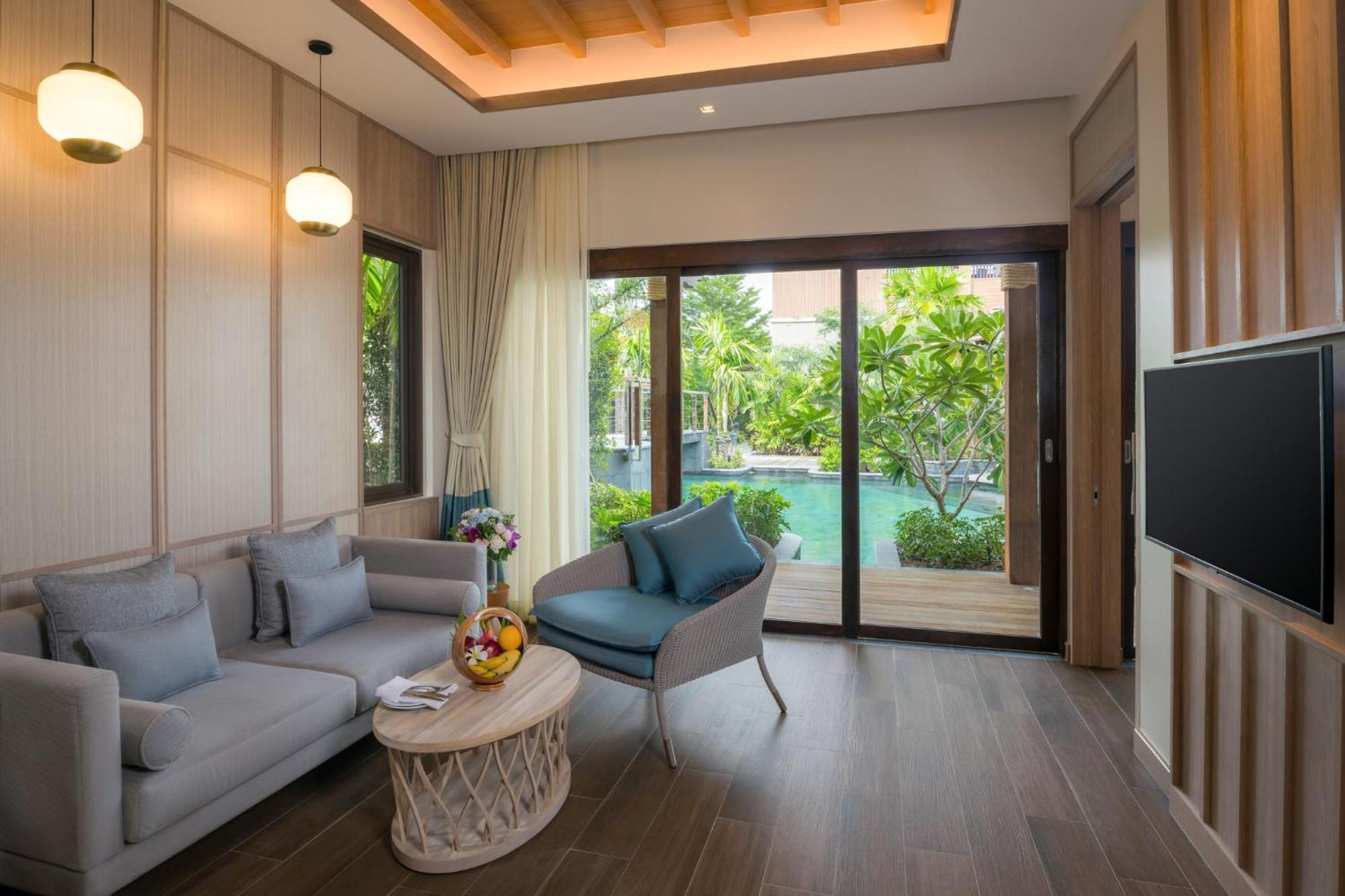 Mercure Samui Tana Hotel 4*